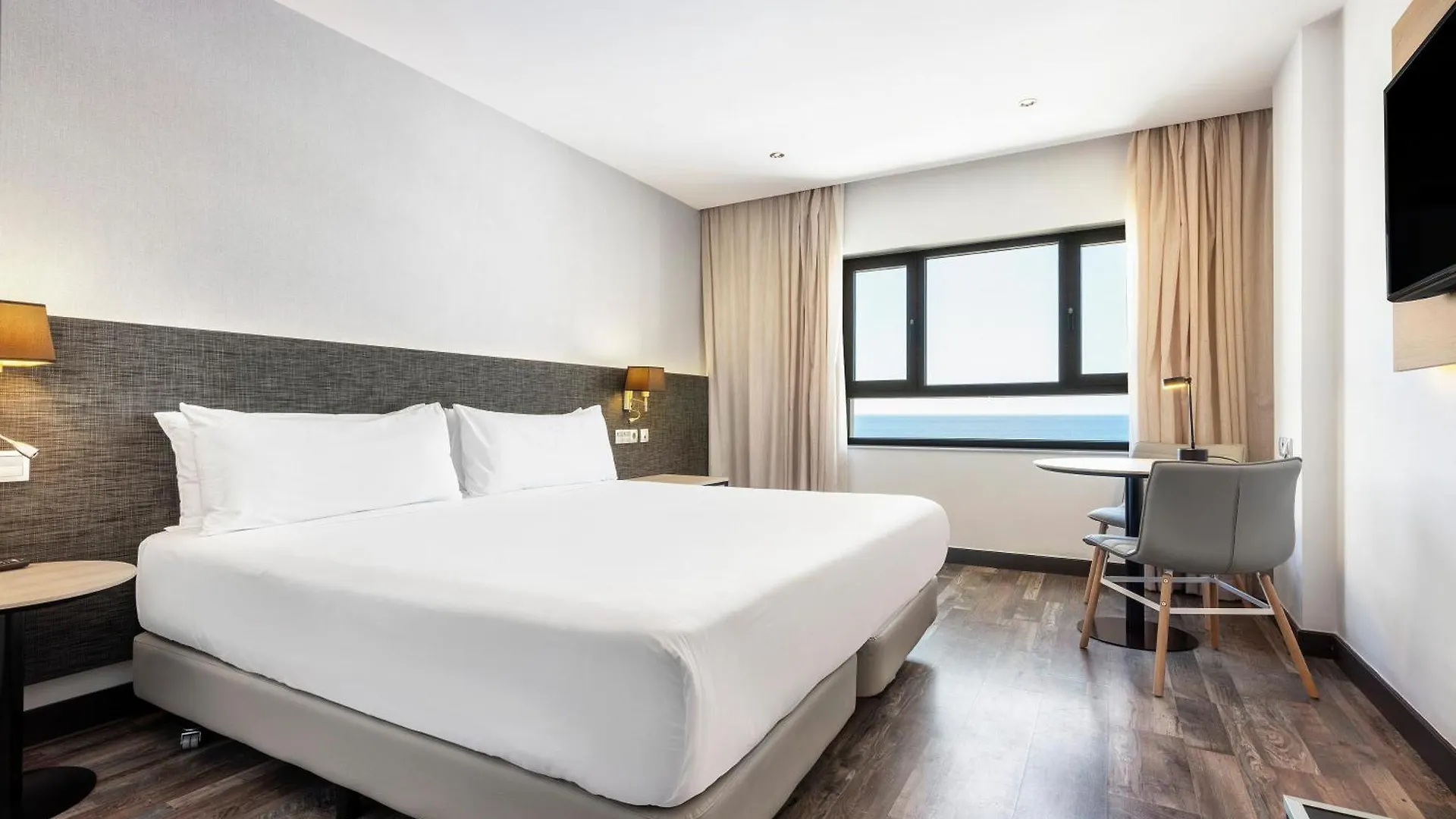 Hotel Cadiz Paseo Del Mar, Affiliated By Melia
