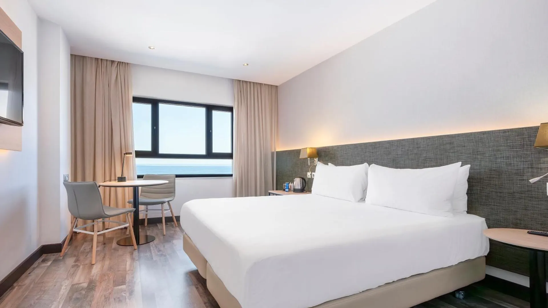 Hotel Cadiz Paseo Del Mar, Affiliated By Melia